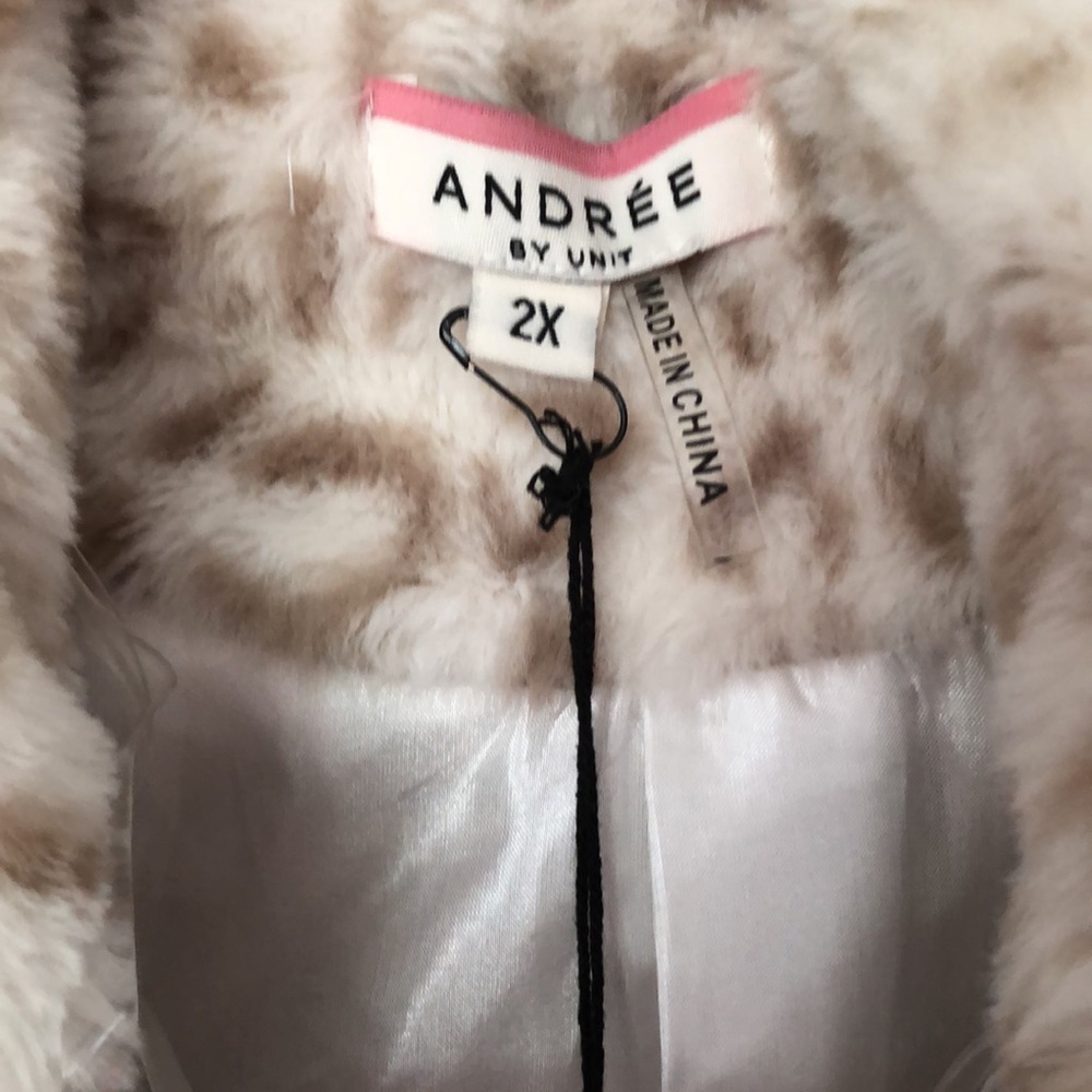 Soft lined Jacket - Picture 2 of 4
